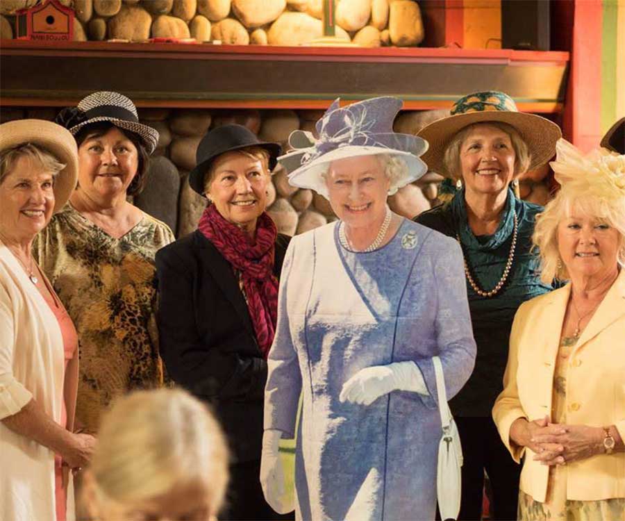 attend a fudraising event